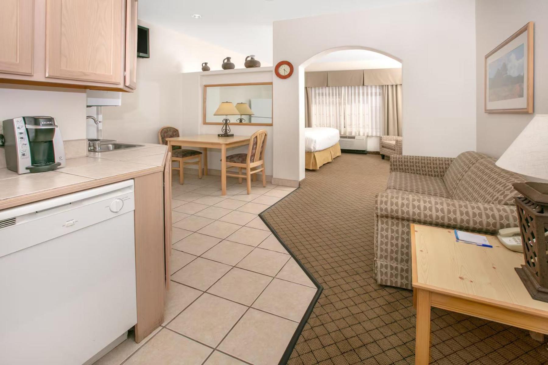 Cash Rewards Inn & Suites 로스웰 외부 사진